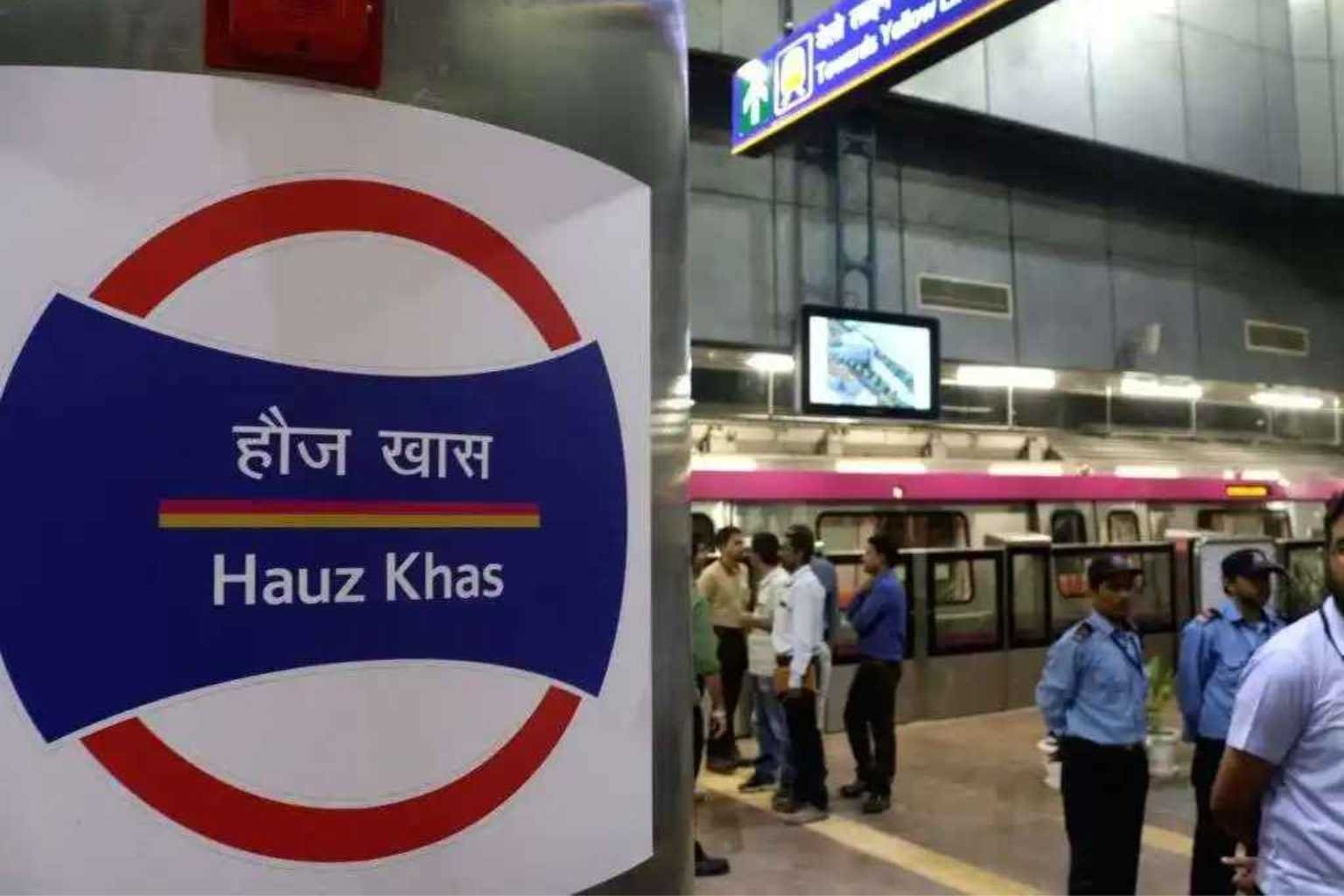 hauz khas metro station gate no 4